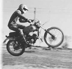 1976 11 27 kim 056b  1976 Joaquim Suñol (Puch Minicross 50cc) en el Circuito de Motocross de Les Franqueses (Barcelona) : joaquim suñol, 1976, les franqueses, circuito, puch minicross, mc50